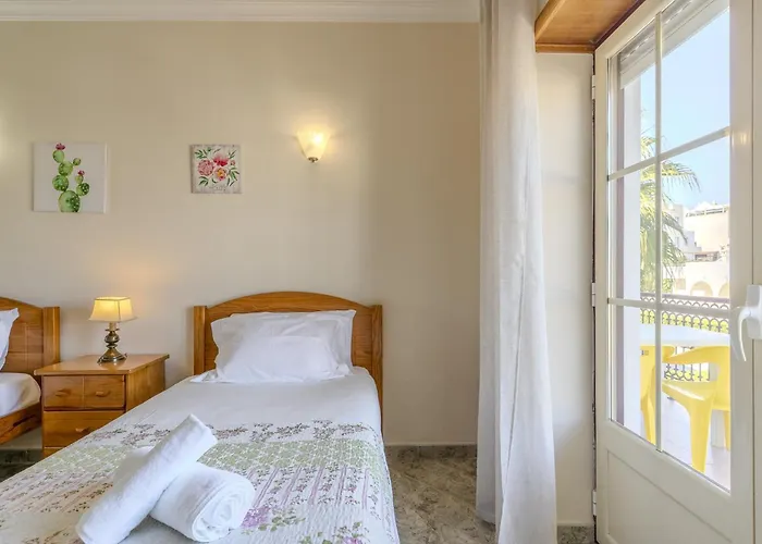 #363 Casablanca Pool & Comfort * Branqueira