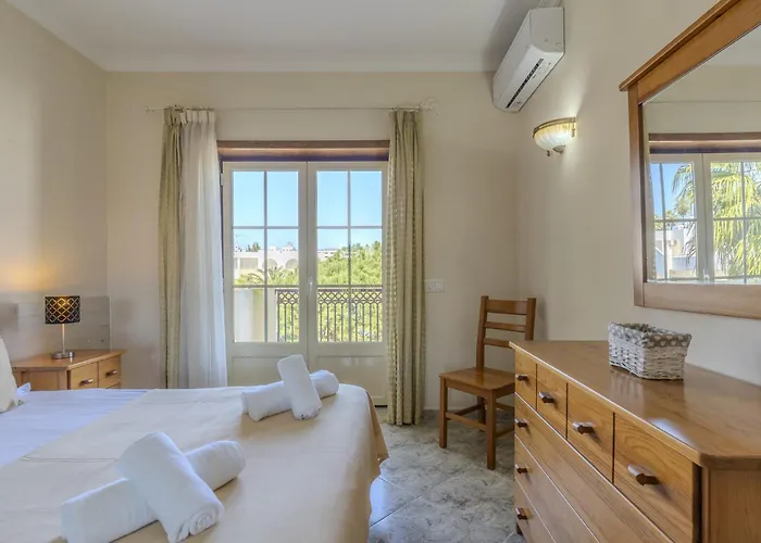 #363 Casablanca Pool & Comfort Branqueira
