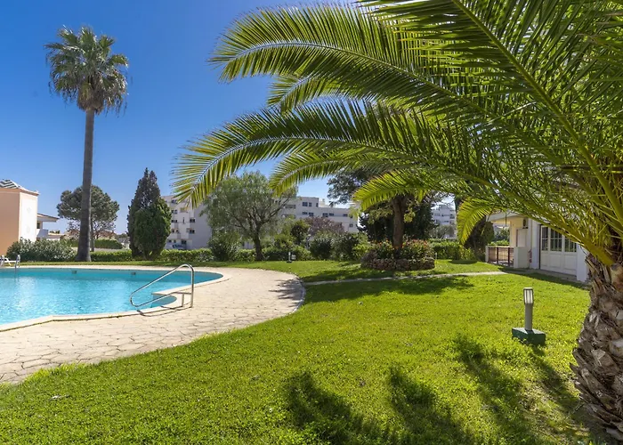 #363 Casablanca Pool & Comfort * Branqueira